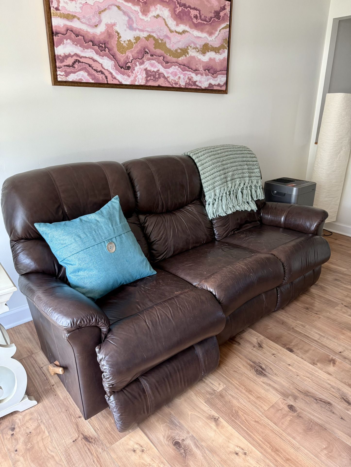 La-Z-Boy Leather Recliner Sofa/Couch