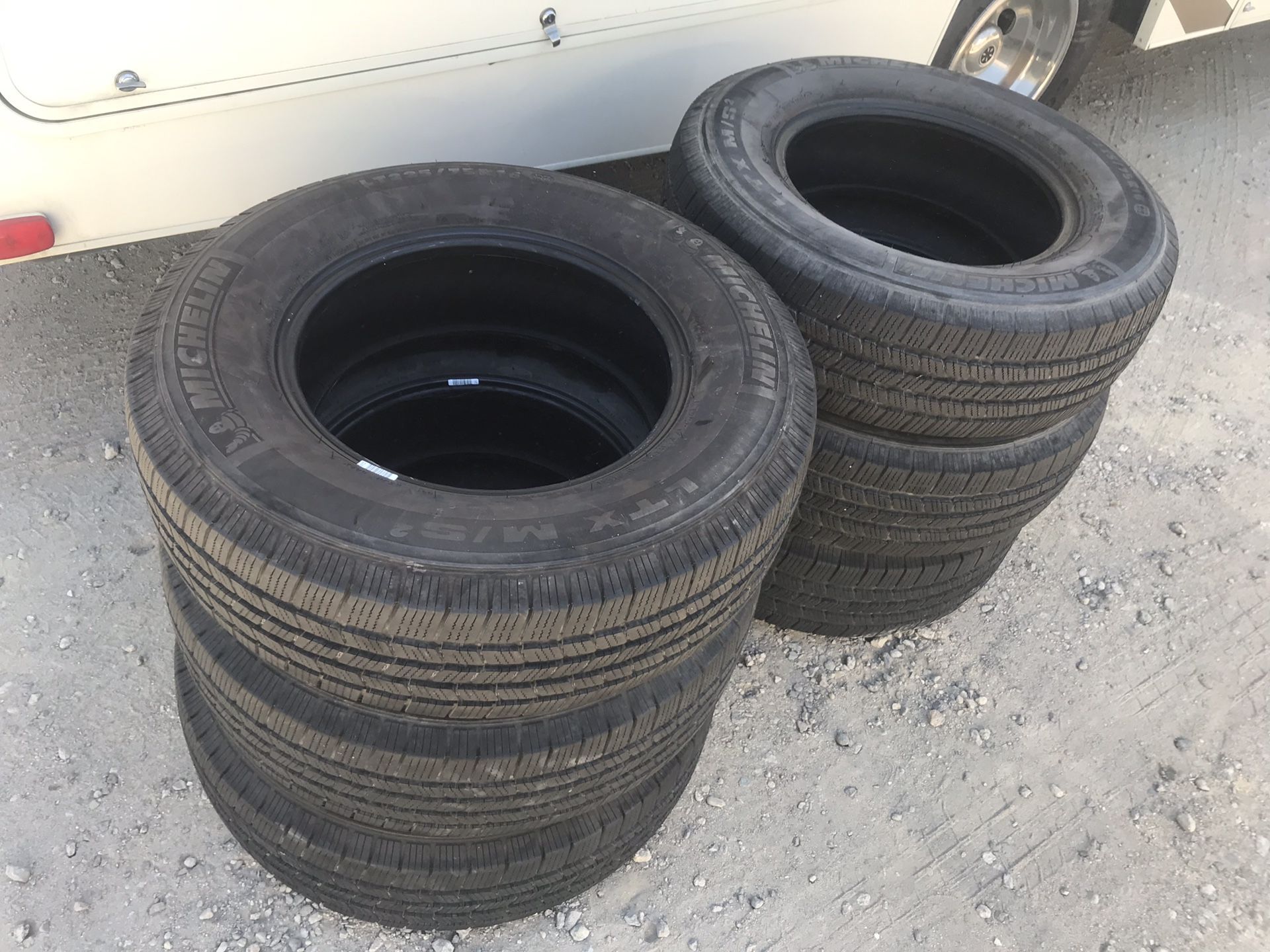 6 Michelin 16” Tires Truck Dually RV Motorhome