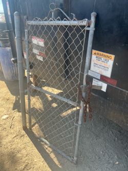 Chain link door