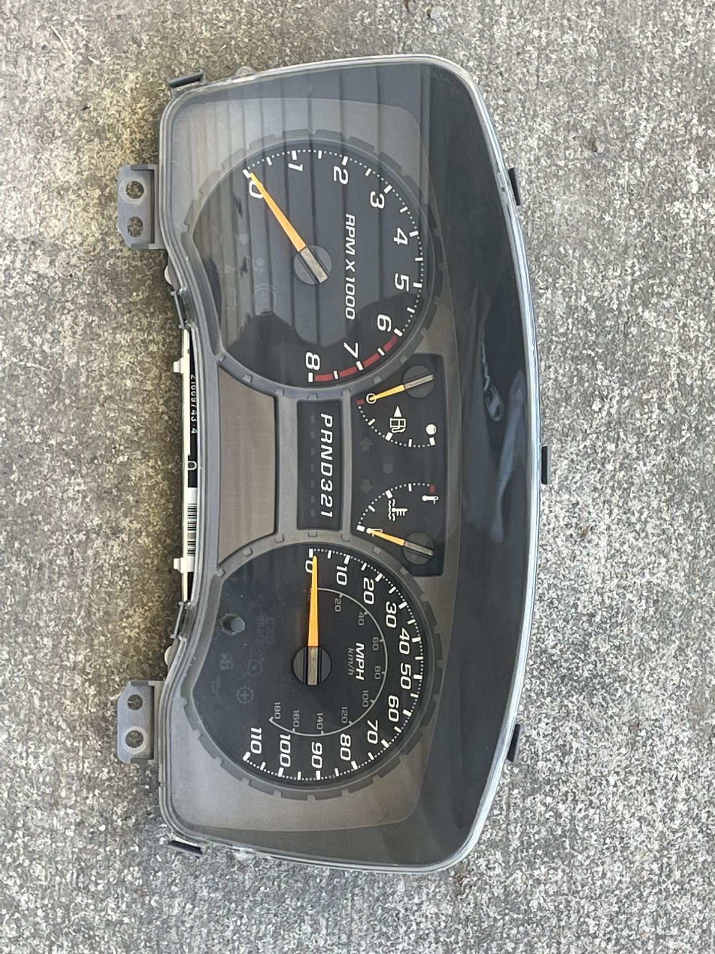 2005-2010 Chevrolet Colorado and Hummer H3 Speedometer Gauge Cluster AUTOMATIC