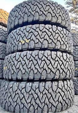 275/70/18 bfgoodrich 📍📍 Vendo un set de llantas con 80% de vida las 4 📍🌟