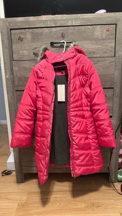 NEW GIRLS Calvin Klein SIZE MEDIUM 8/10 puffy jacket