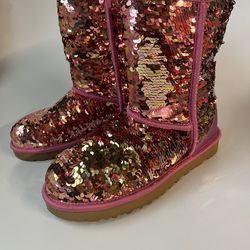Women’s Ugg Classic Short Sequin Pink Boots Size 7 Like New