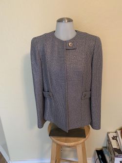 Designer Dana Bushman  Jacket , Size 4 . New