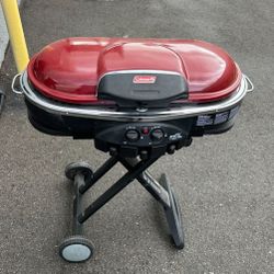 Coleman RoadTrip LXE Propane Grill