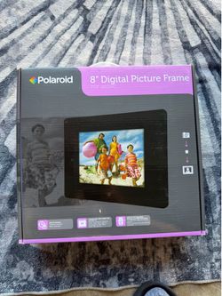 Polaroid 8” Digital Picture Frame