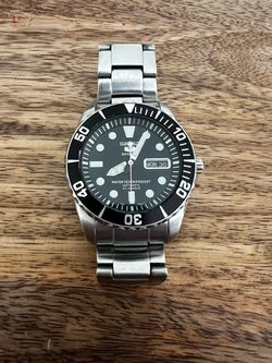 Seiko 5 Sports Automatic Diver Style Watch 7S36 – Day/Date – Stainless Steel