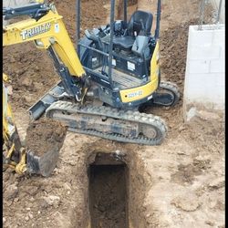 Trenching Bobcat 