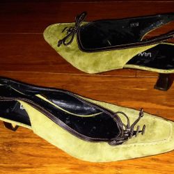 Vaneli Flats With Small Hill, Size 8.5