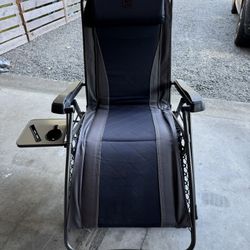 Reclining Lounge Chair