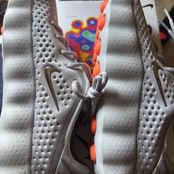 Nike Mind 002
