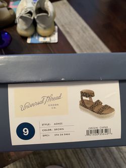 Brand New Womens Leopard Sandals size 9  