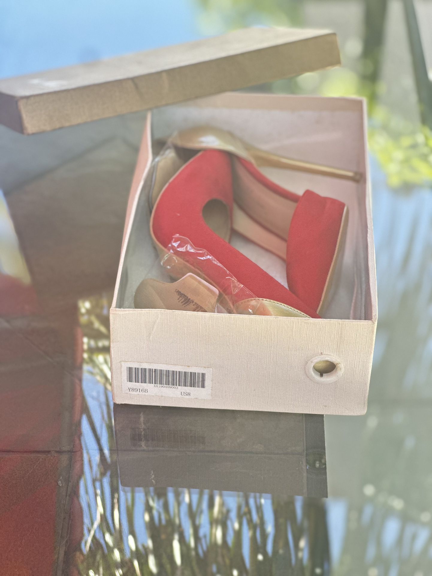 Brand New In The Box Never Use Nice Red Heels 👠 