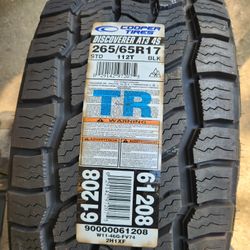 265/65 R17. Tire .