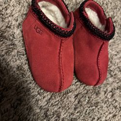 Red Bby Uggs Size 4/5c $25
