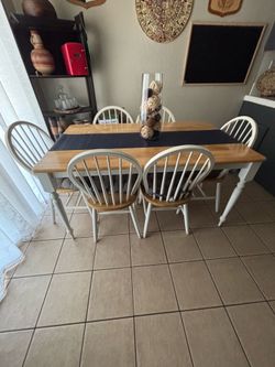 Country style dinning table