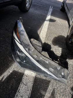 2021-2023 Hyundai Elantra Passenger Side Headlamp