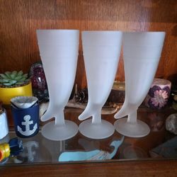 3 Frosted Glass Horn Mugs