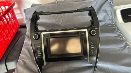 Toyota camry radio 2012