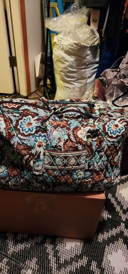 Vera bradley large travel duffle bag