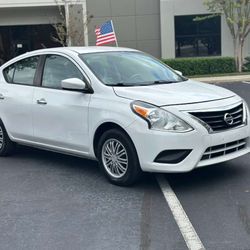 Nissan Versa 2018