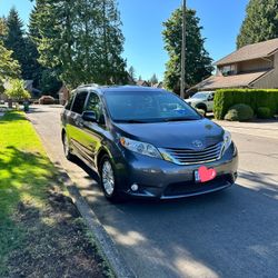 2016 Toyota Sienna