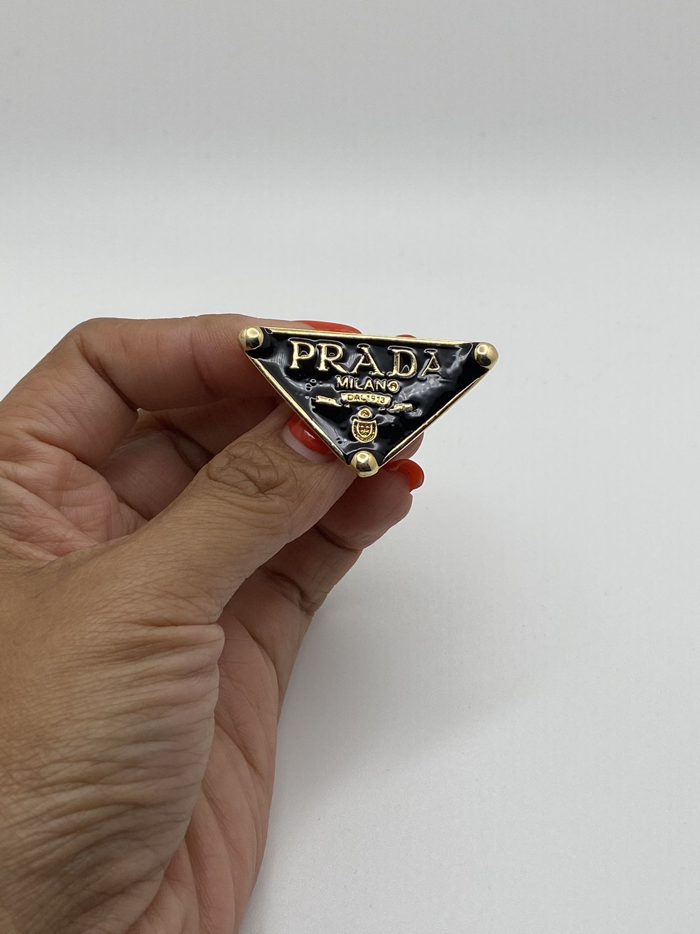 Brooch