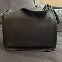 Coach Vintage Purse- BLK Saddlebag- Excellent Condition- Coach Bag- #H9N9966