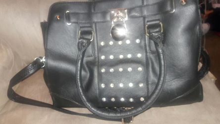 tignanello purse!