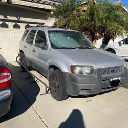 2004 Ford Escape