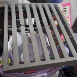 Wood guitar pedal stand