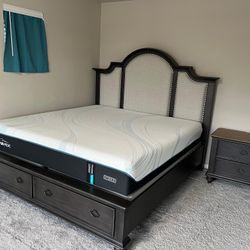 BRAND NEW BED ROOM SET AVAILABLE FOR SALE