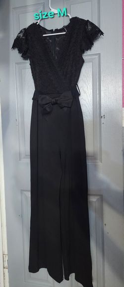 Womens jumpsuit size medium