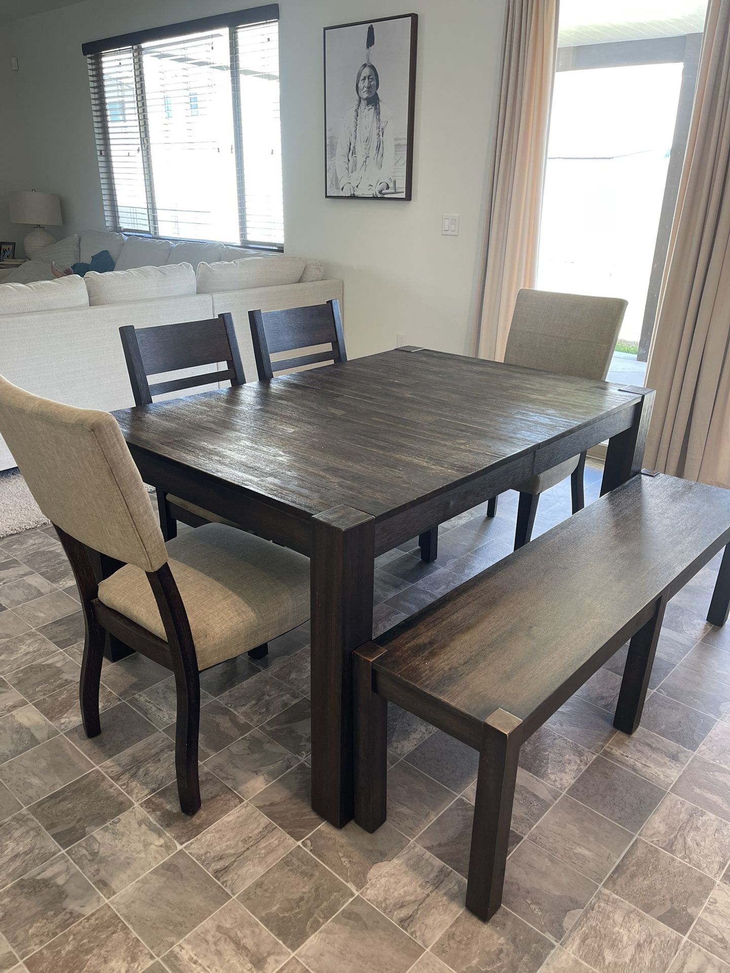 Dining Room Table 