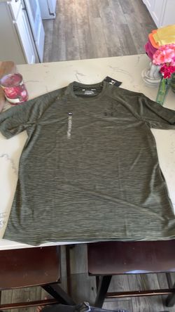 Under Armour Short Sleeve Athletic Shirt