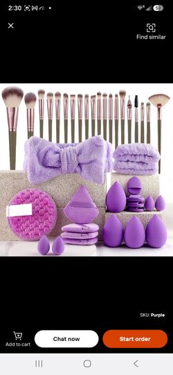 Makeup brushes