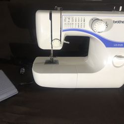 Brother LX3125e Sewing Machine