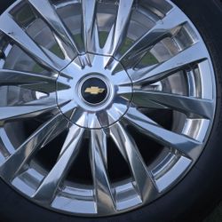 4 NEW 2025 CHEVROLET TAHOE 22" WHEELS AND TIRES $2000
