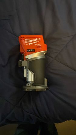 Brand new compact router
