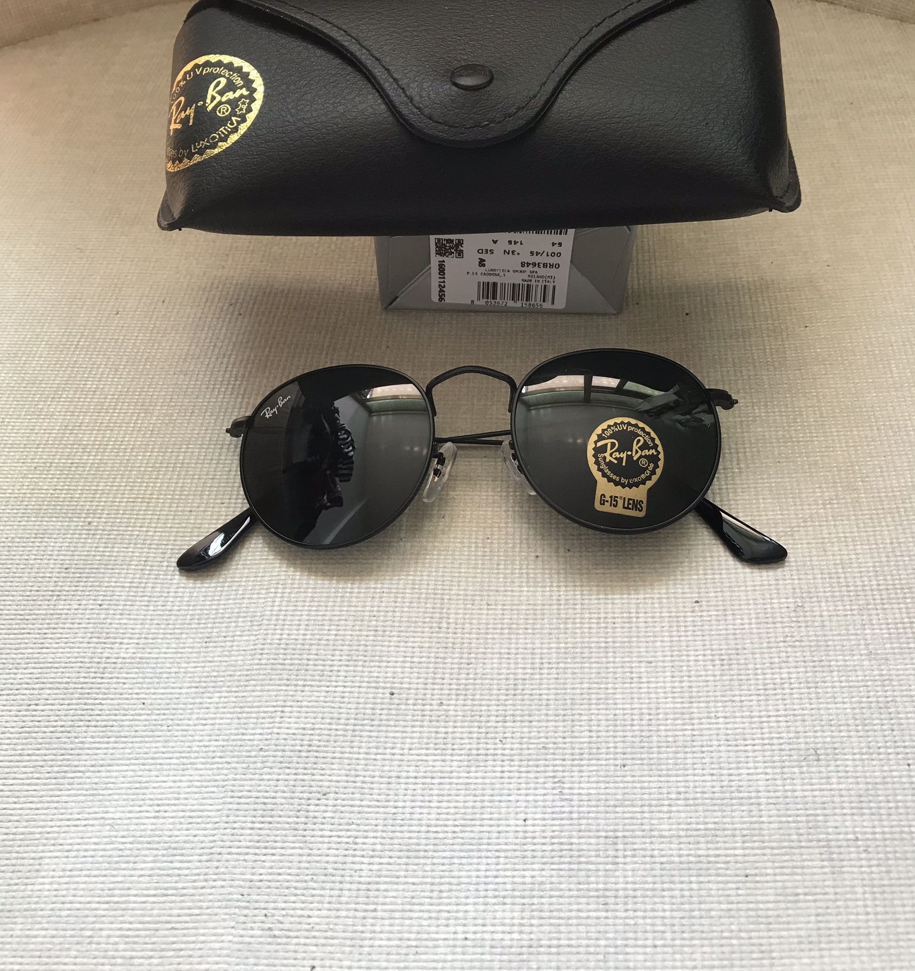 Round 3447 Unisex Black Sunglasses 