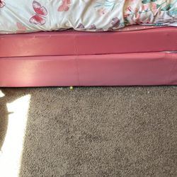 Kids Pink Trundle Day Bed