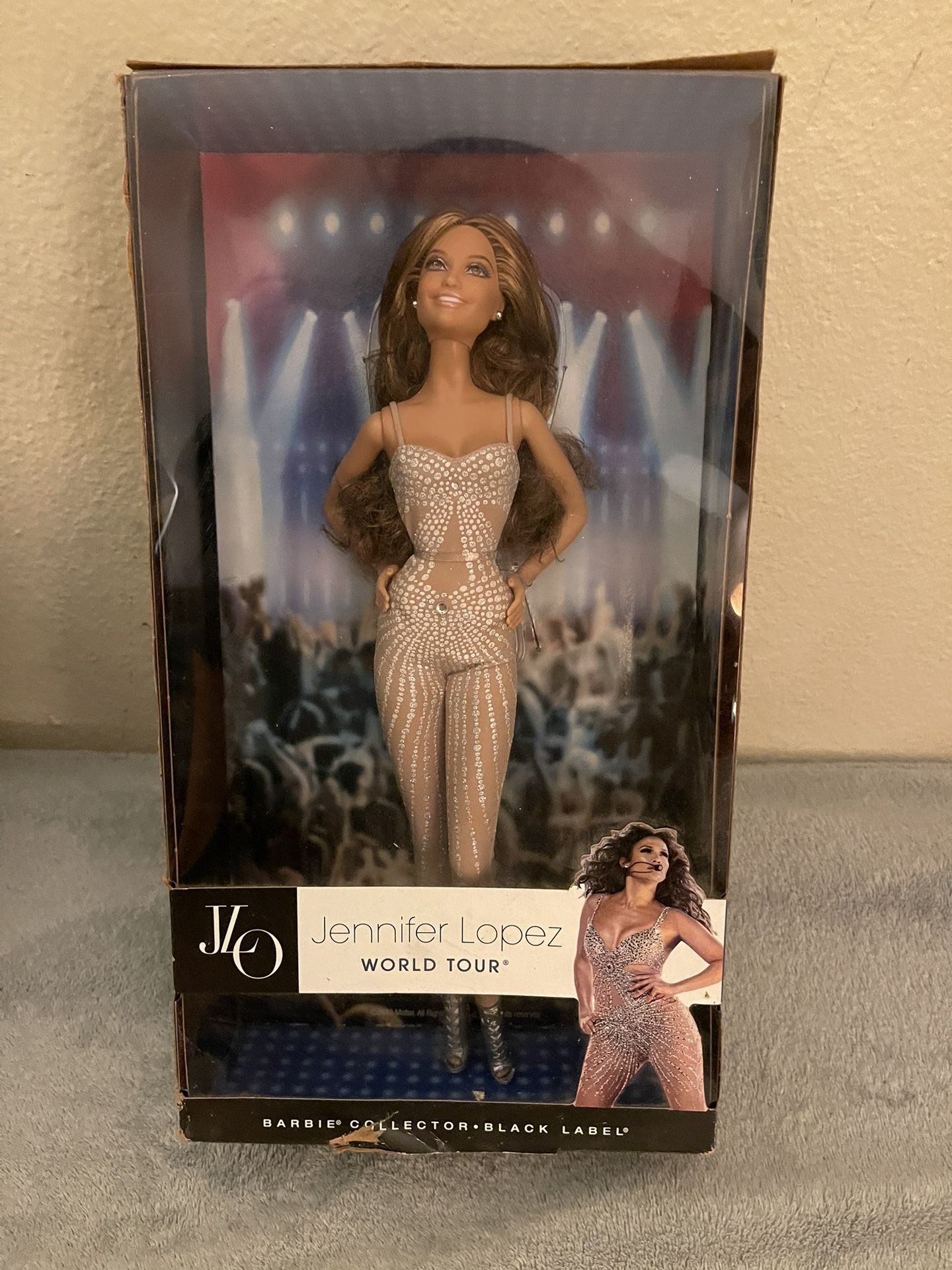 Barbie Collector Jennifer Lopez World Tour Barbie