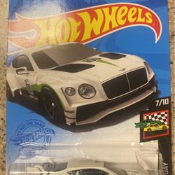 Hot Wheels 2018 Bentley Continental GT3