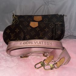 Louis Vuitton Multi Pochette