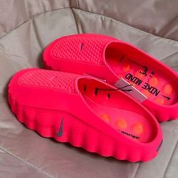 Nike Mind 001