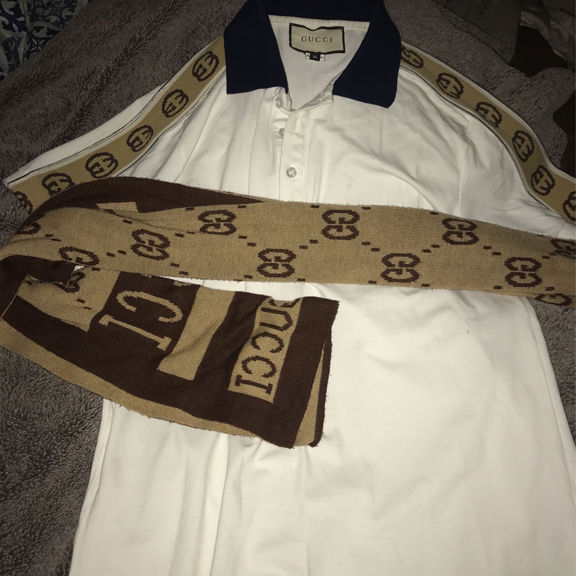 Gucci Button Up W/scarf (medium )
