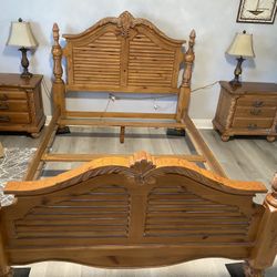 Wooden Queen Bed Frame 