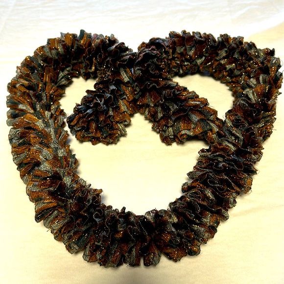 Vintage Hand-knit Boa Style Scarf 