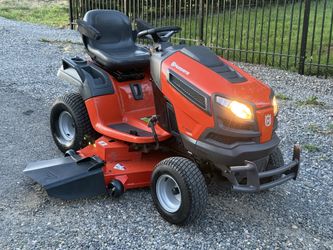 Husqvarna Riding Lawn Mower Tractor 48” Fabricated Deck 26HP Engine