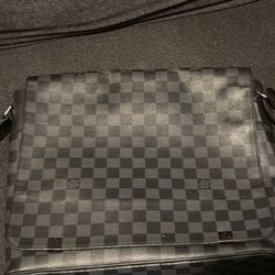 LV messenger 